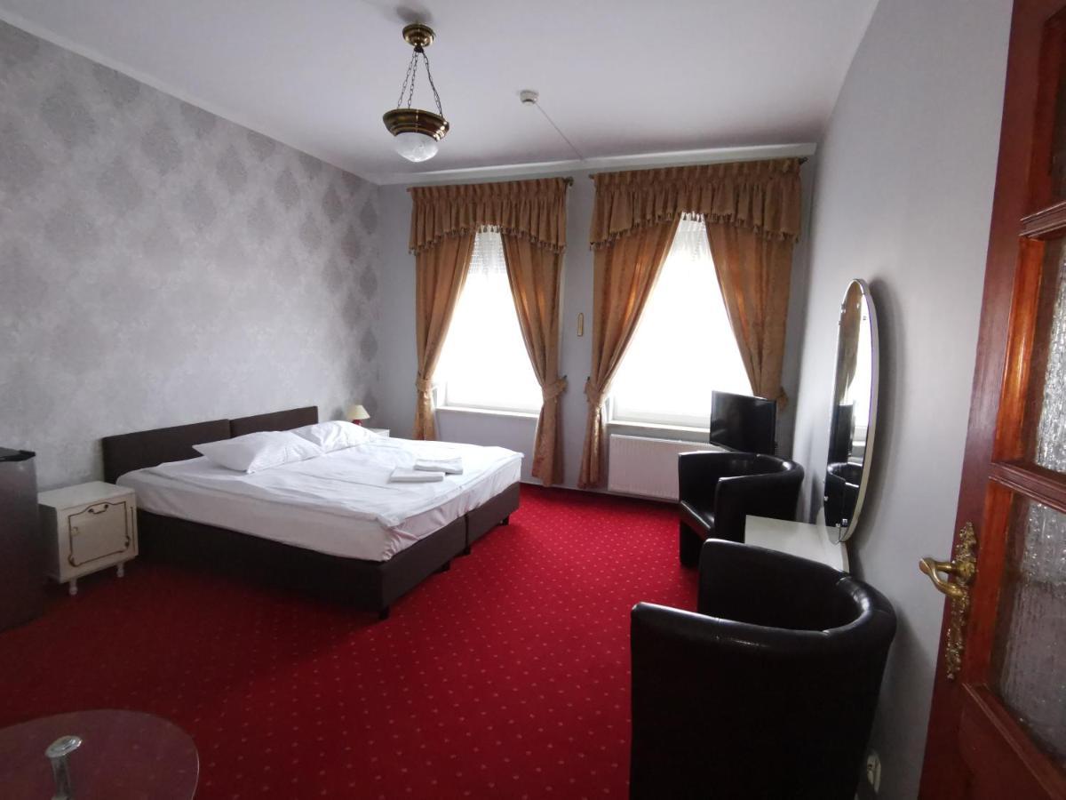 Hotel Nad Rzeczka Stary Toruń Extérieur photo